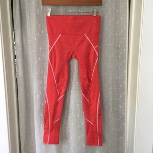 Athleta Embodiment tights Small